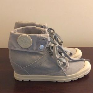 PLDM by Palladium Gray Sneakers Size 6.5